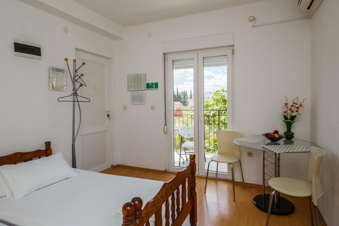 Apartments Mila Kaštela Kültér fotó