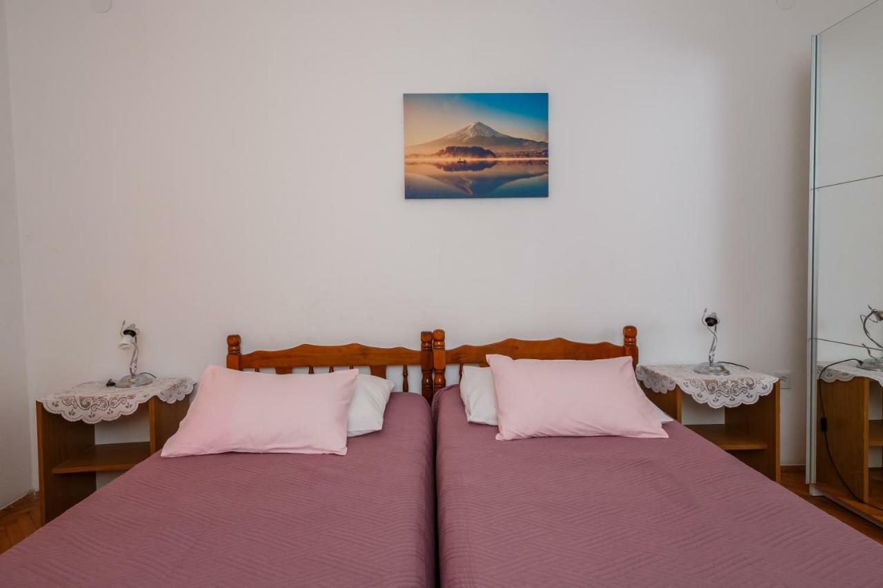 Apartments Mila Kaštela Kültér fotó