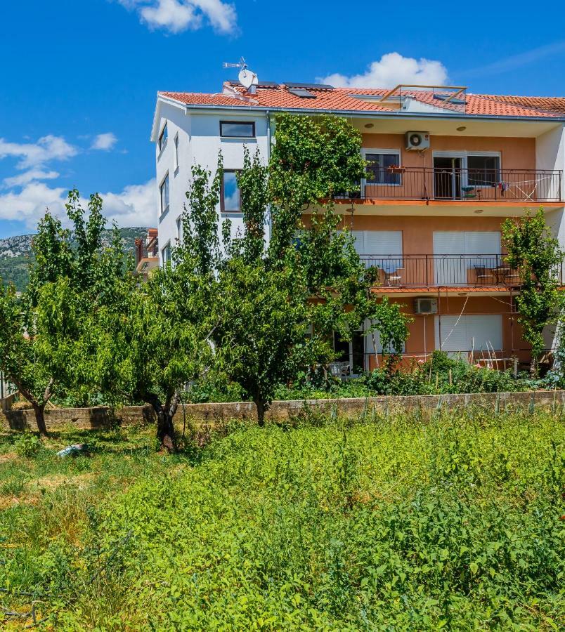 Apartments Mila Kaštela Kültér fotó