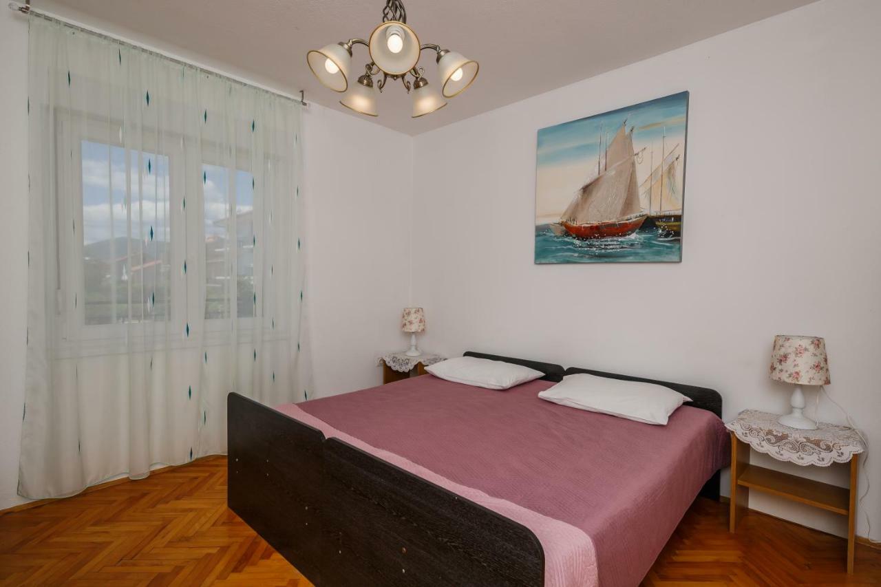 Apartments Mila Kaštela Szoba fotó